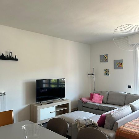 M&M Bergamo Center - Modern Flat With Free Wifi-Netflix And Welcome Italian Coffee Bagian luar foto