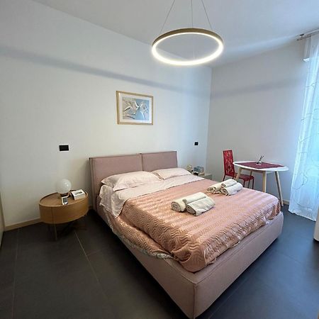 M&M Bergamo Center - Modern Flat With Free Wifi-Netflix And Welcome Italian Coffee Bagian luar foto
